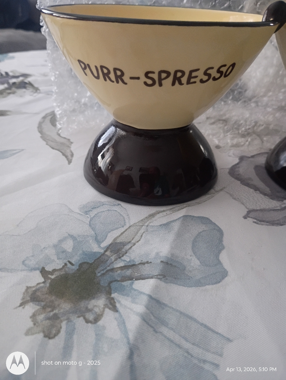 Espresso Meow-tini Ceramic CAT Bowls - Picture 4 of 5